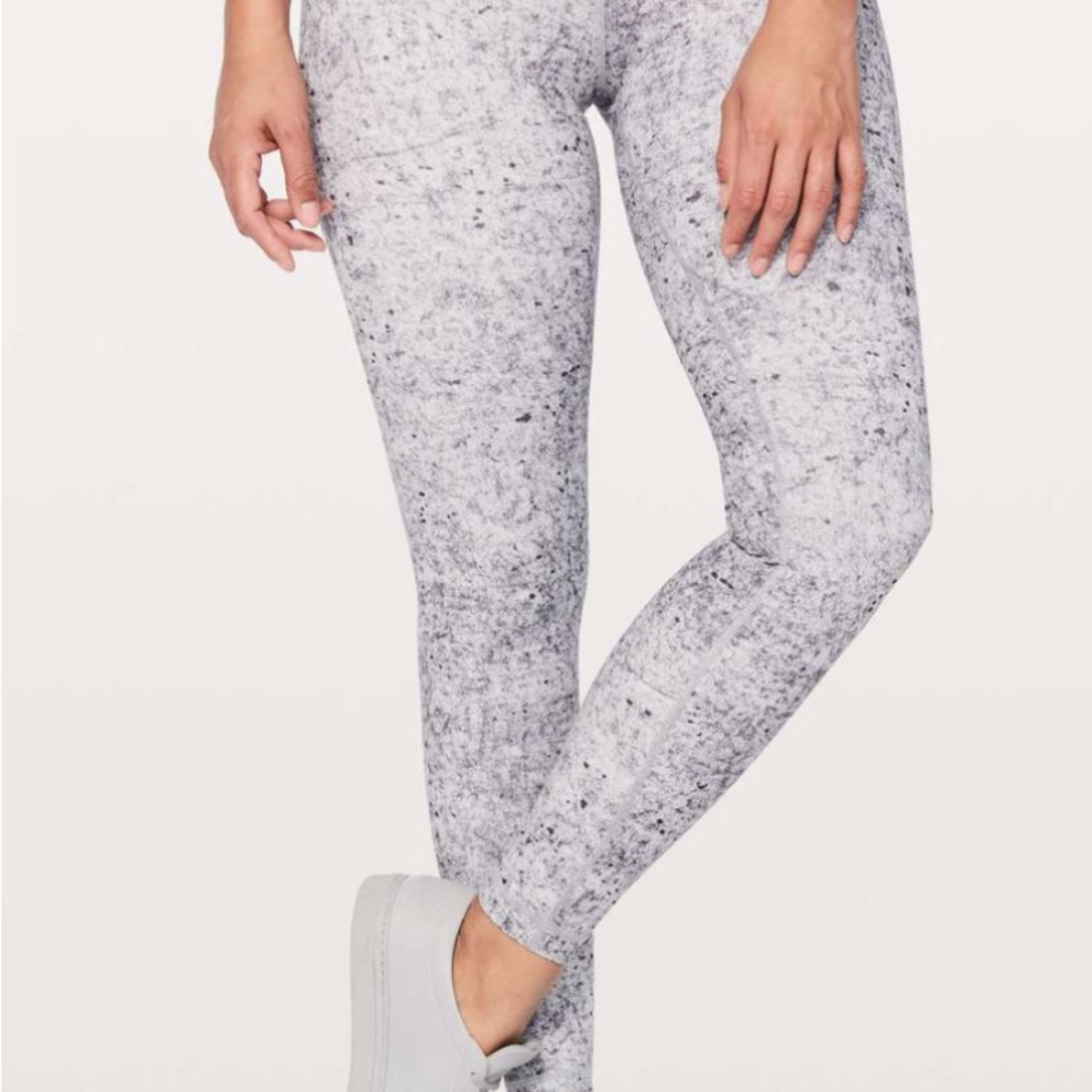 Lululemon Wunder Under Low Rise Leggings Sz 8